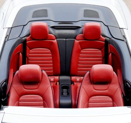 Mercedes 7-Seater price